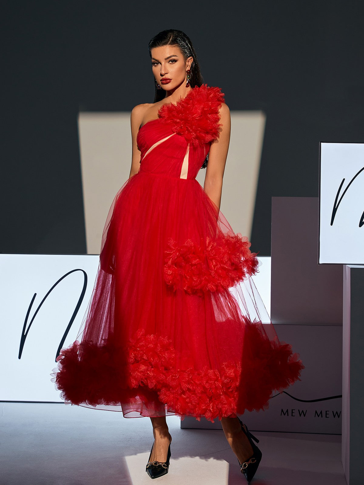 Ghslaine One Shoulder Tulle Midi Dress